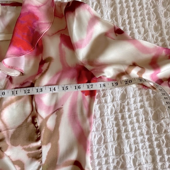 Elie Tahari Pink Floral Ruffle Tie Front Topper Blouse XS - Picture 3 of 12